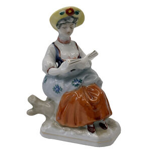 Occupied Japan Figurine 18th Century Lady Reading Hand Painted 1945-1952 VTG